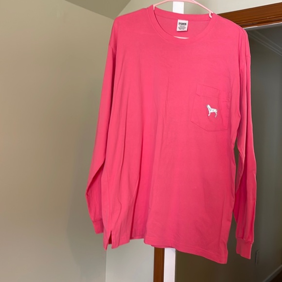 PINK Victoria's Secret Tops - Pink campus tee new without tags sz L